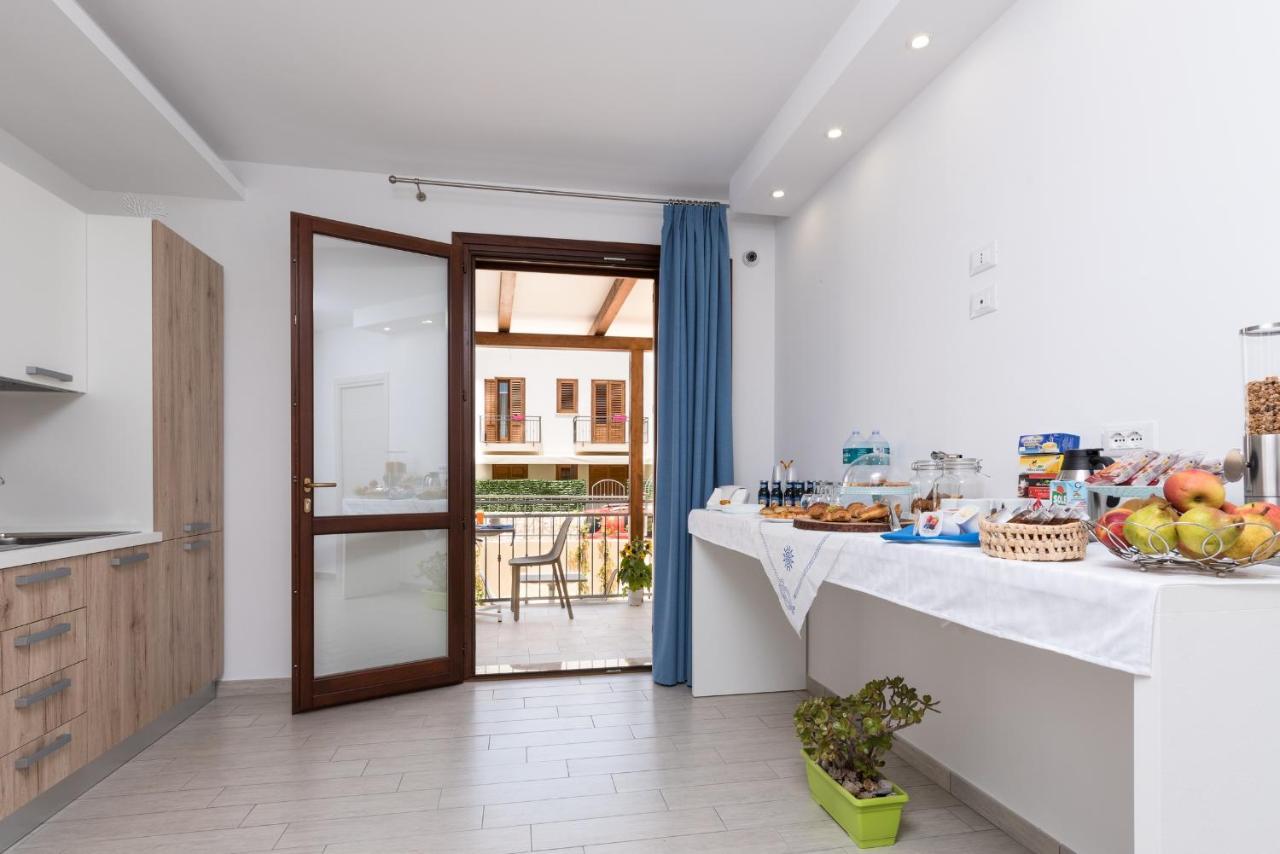 B&B Reset Confort & Relax San Vito Lo Capo Exteriör bild