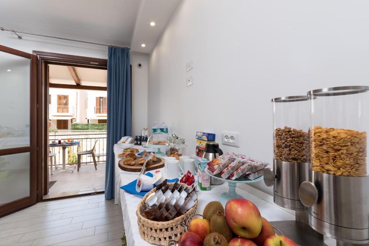 B&B Reset Confort & Relax San Vito Lo Capo Exteriör bild